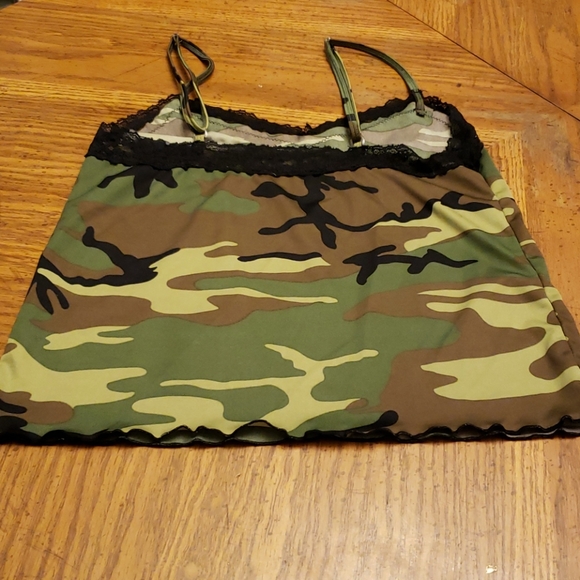 Tank top - Picture 3 of 3